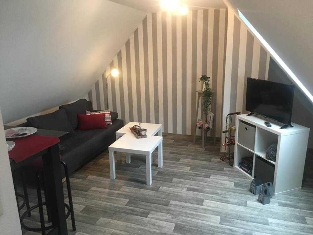 Ferienwohnung Higgen Adamla Stedesdorf Exterior foto